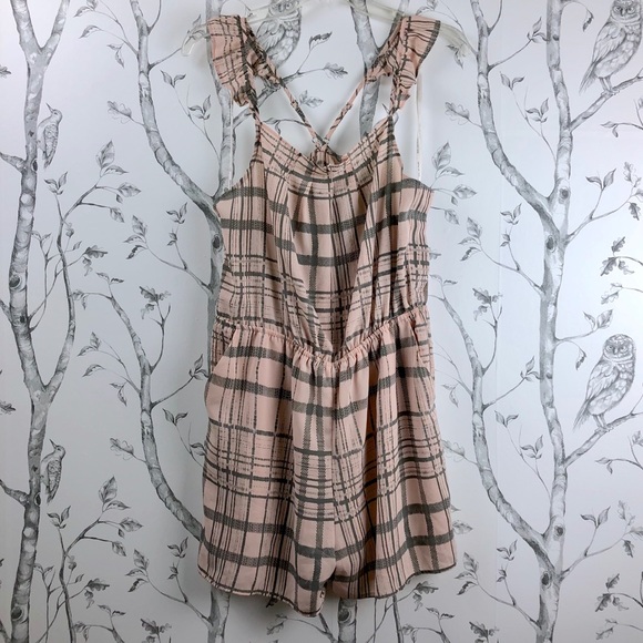 Avec Les Filles blush plaid ruffle strap romper L - Picture 2 of 8